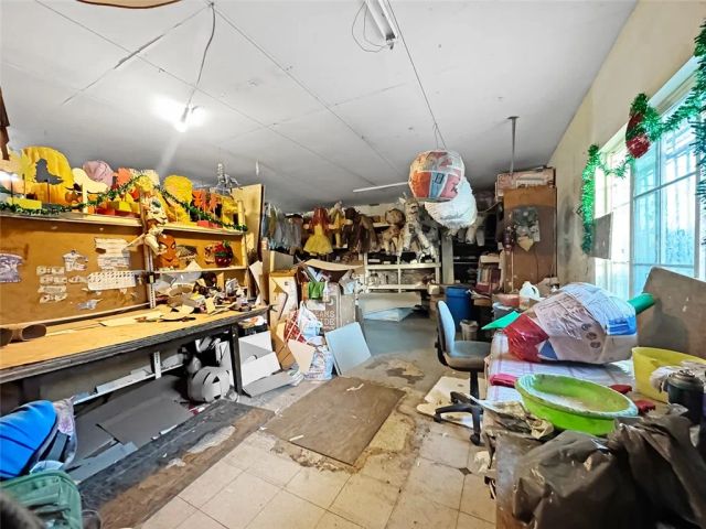 348 W Vernon Avenue, Los Angeles, CA 90037