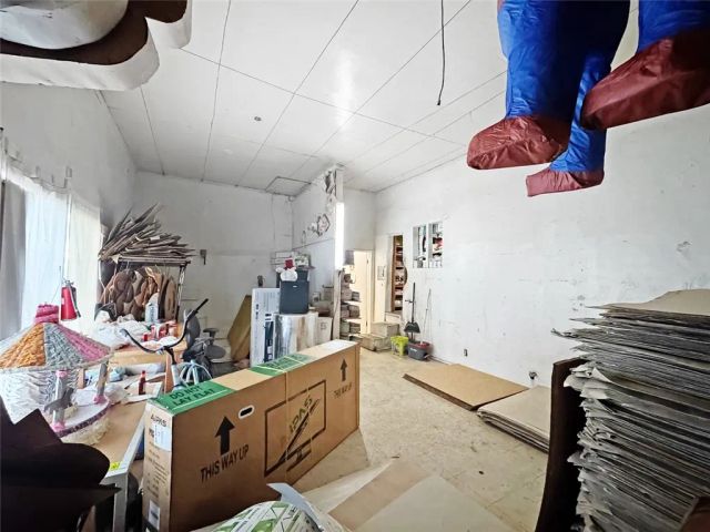 348 W Vernon Avenue, Los Angeles, CA 90037