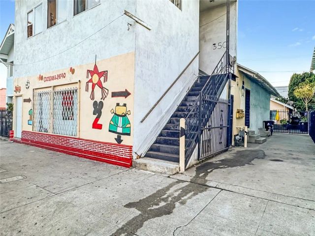348 W Vernon Avenue, Los Angeles, CA 90037