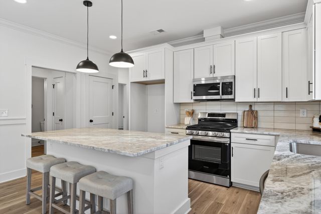 4833 Williams Avenue, North Charleston, SC 29405