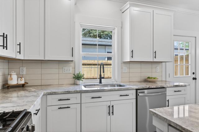 4833 Williams Avenue, North Charleston, SC 29405