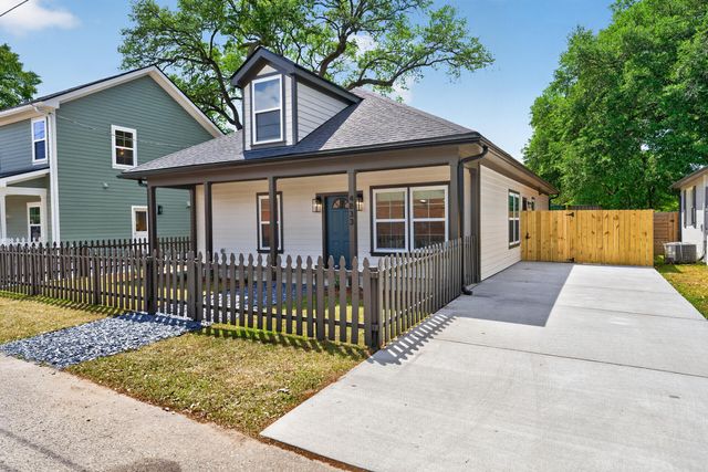4833 Williams Avenue, North Charleston, SC 29405