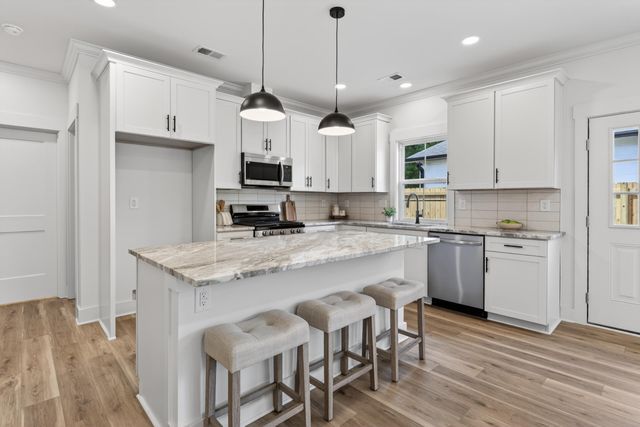 4833 Williams Avenue, North Charleston, SC 29405
