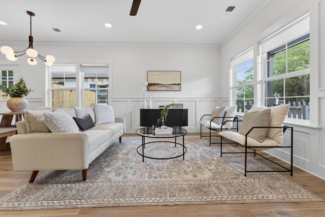 4833 Williams Avenue, North Charleston, SC 29405