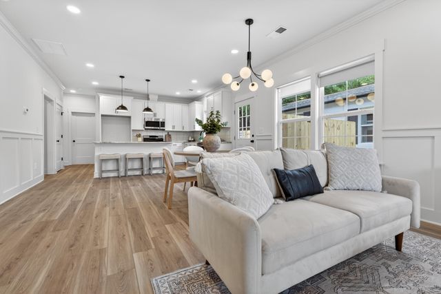 4833 Williams Avenue, North Charleston, SC 29405