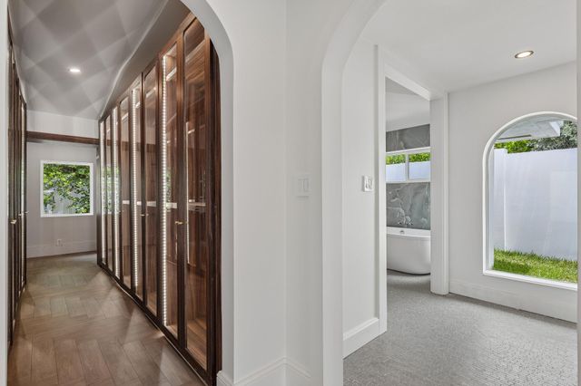 1020 SE 9TH Avenue, Fort Lauderdale, FL 33316