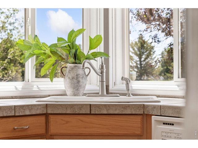 1808 Carefree Dr, Fort Collins, CO 80525