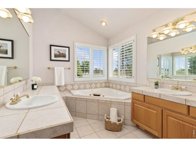 1808 Carefree Dr, Fort Collins, CO 80525