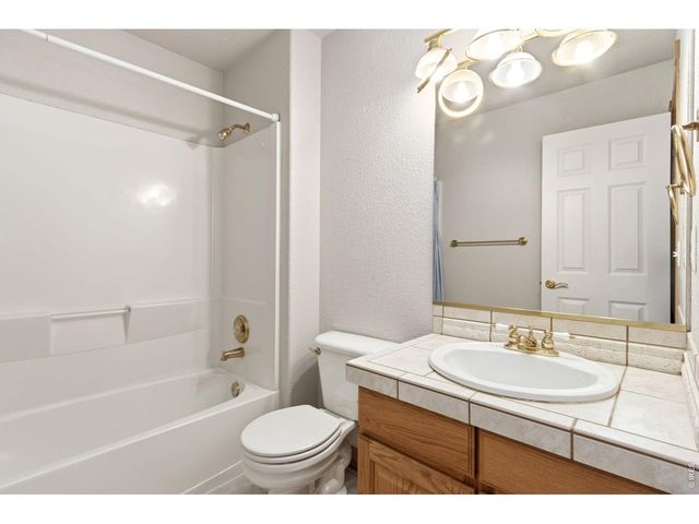 1808 Carefree Dr, Fort Collins, CO 80525