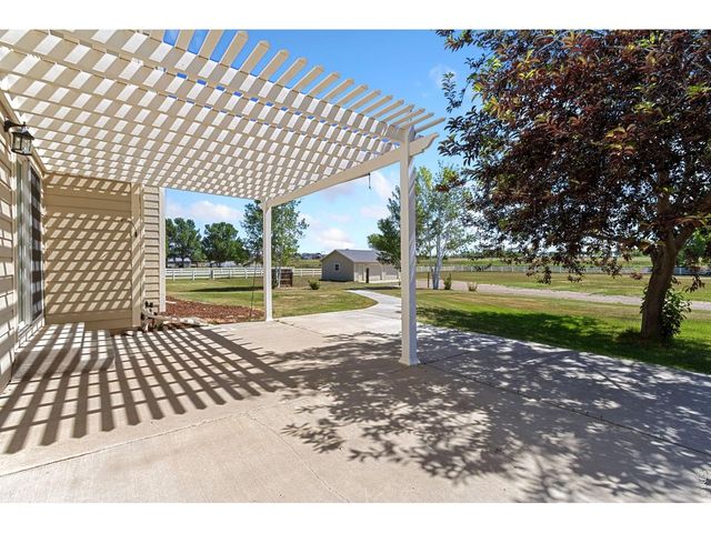 1808 Carefree Dr, Fort Collins, CO 80525