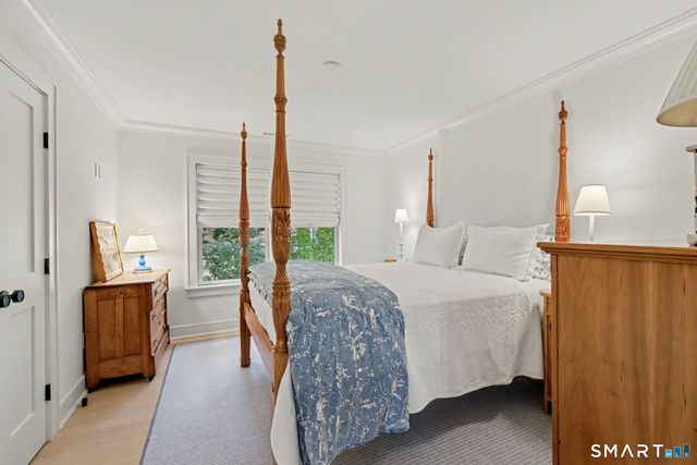 160 Forest Street 160, New Canaan, CT 06840
