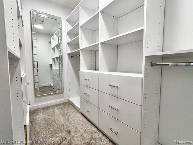 5238 Brett, West Bloomfield, MI 48322