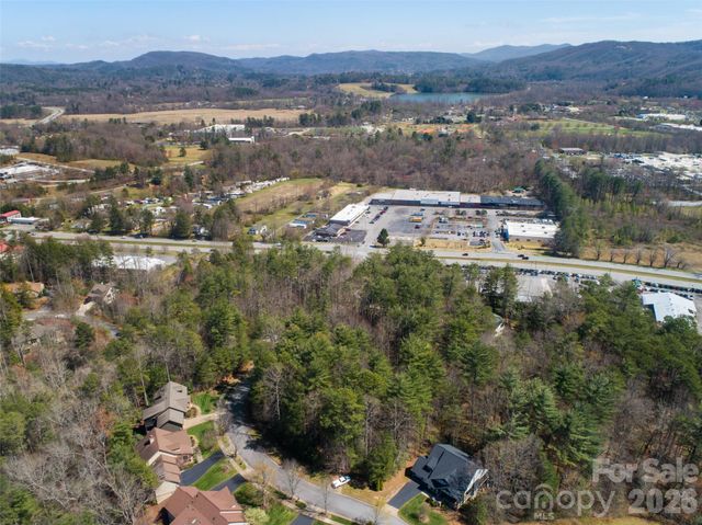 000 Camptown Road, Brevard, NC 28712