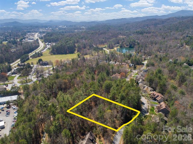 000 Camptown Road, Brevard, NC 28712