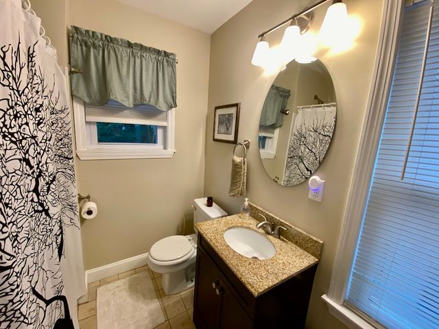 61 Callender Avenue 2, Newport, RI 02840