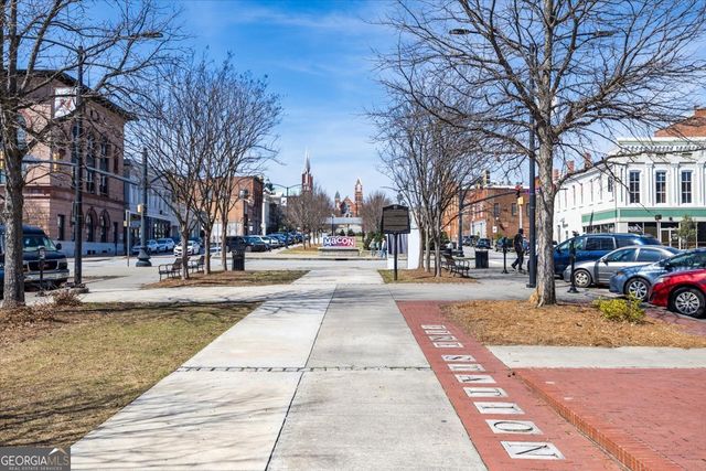 565 Poplar Street, Macon, GA 31210