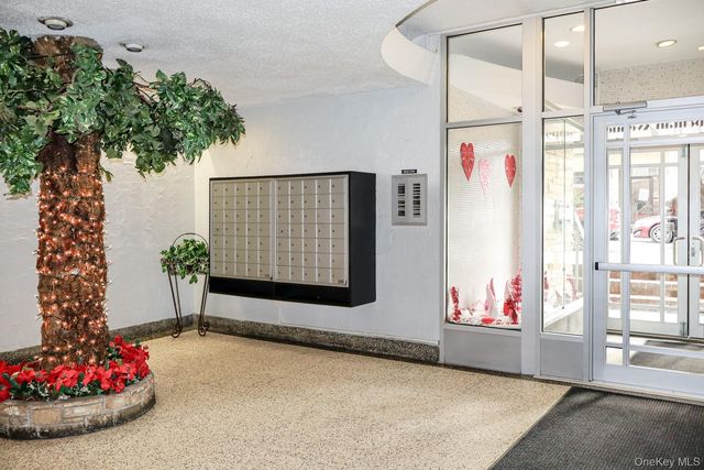 1332 Metropolitan Avenue 5G, Bronx, NY 10462