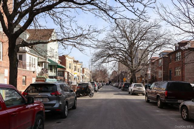 1332 Metropolitan Avenue 5G, Bronx, NY 10462