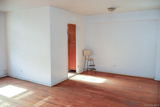 1332 Metropolitan Avenue 5G, Bronx, NY 10462