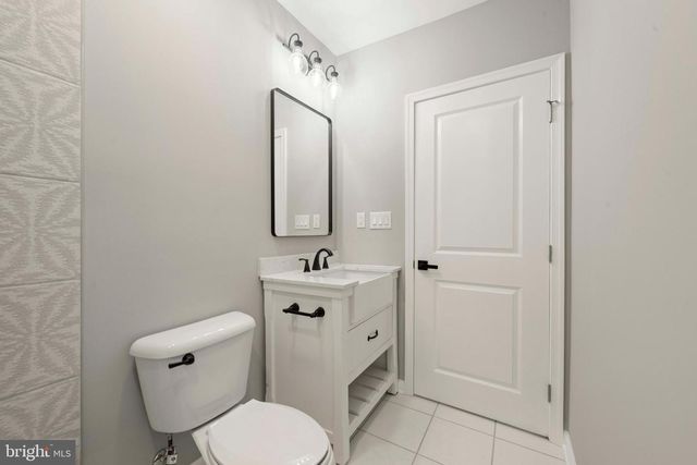 2814 RHODE ISLAND AVE NE, Washington, DC 20018