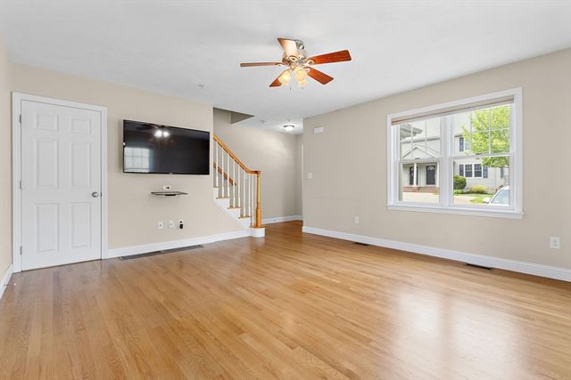 400 Justin Dr 1, Weymouth, MA 02188