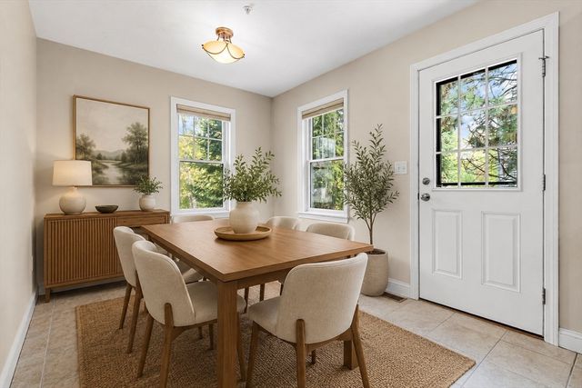 400 Justin Dr 1, Weymouth, MA 02188