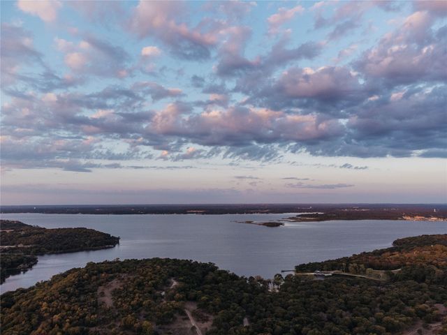 10729 Arrowhead Point Drive, Fort Worth, TX 76179
