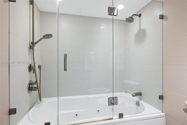615 Ocean Drive 6A, Key Biscayne, FL 33149