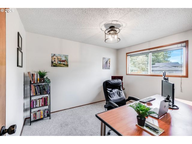 310 Ne 170TH Ave, Portland, OR 97230