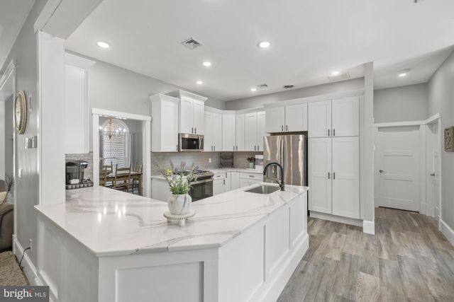 15 SAMS LN, Gettysburg, PA 17325