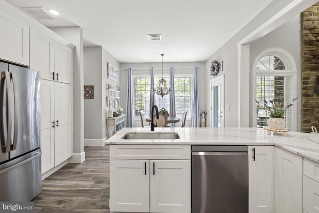 15 SAMS LN, Gettysburg, PA 17325