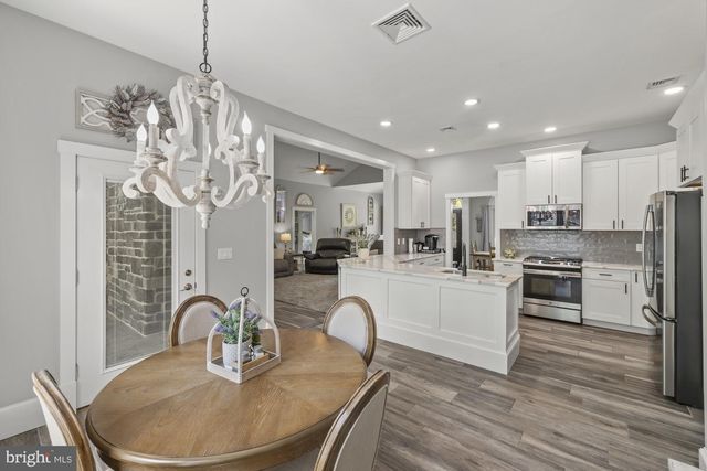 15 SAMS LN, Gettysburg, PA 17325