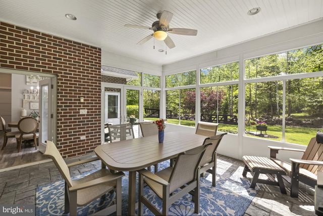15 SAMS LN, Gettysburg, PA 17325