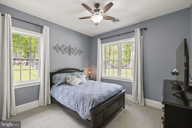 15 SAMS LN, Gettysburg, PA 17325