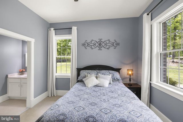 15 SAMS LN, Gettysburg, PA 17325