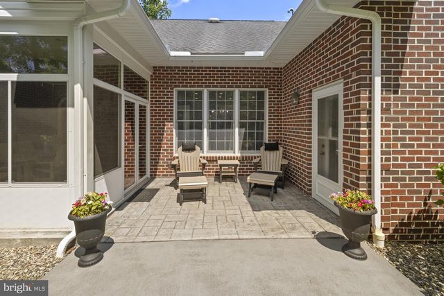 15 SAMS LN, Gettysburg, PA 17325