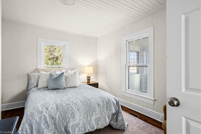 7511 Greenlawn Drive, Summerfield, NC 27358