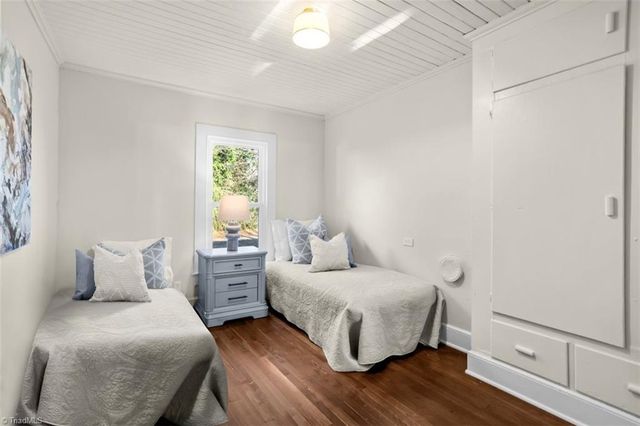 7511 Greenlawn Drive, Summerfield, NC 27358