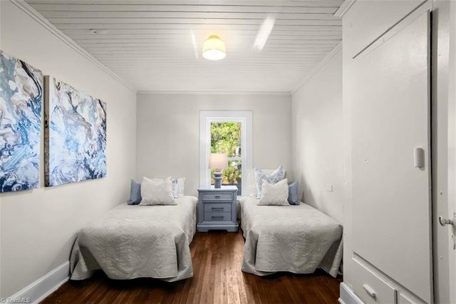 7511 Greenlawn Drive, Summerfield, NC 27358