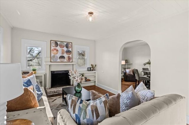 7511 Greenlawn Drive, Summerfield, NC 27358