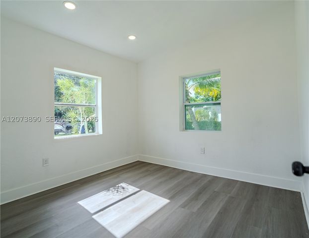 16400 NW 23rd Ct, Miami Gardens, FL 33054