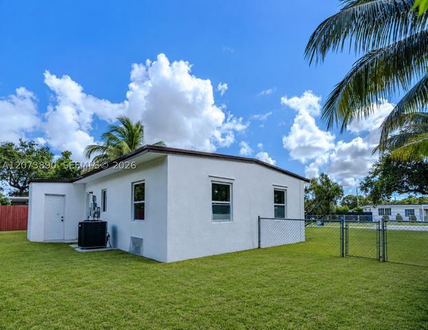 16400 NW 23rd Ct, Miami Gardens, FL 33054