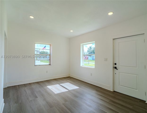 16400 NW 23rd Ct, Miami Gardens, FL 33054