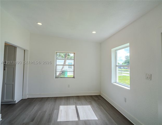 16400 NW 23rd Ct, Miami Gardens, FL 33054