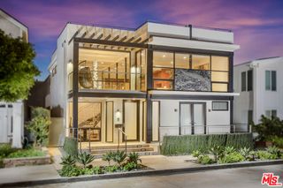 2105 E Balboa Boulevard, Newport Beach, CA 92661