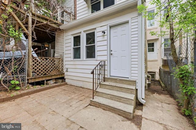1120 THOMAS ST, Chester, PA 19013