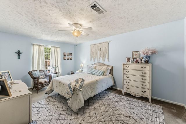 112 Elmwood Street, Huntsville, TX 77320