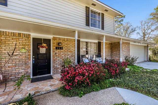 112 Elmwood Street, Huntsville, TX 77320