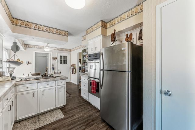 112 Elmwood Street, Huntsville, TX 77320