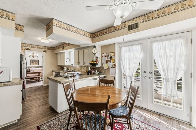 112 Elmwood Street, Huntsville, TX 77320